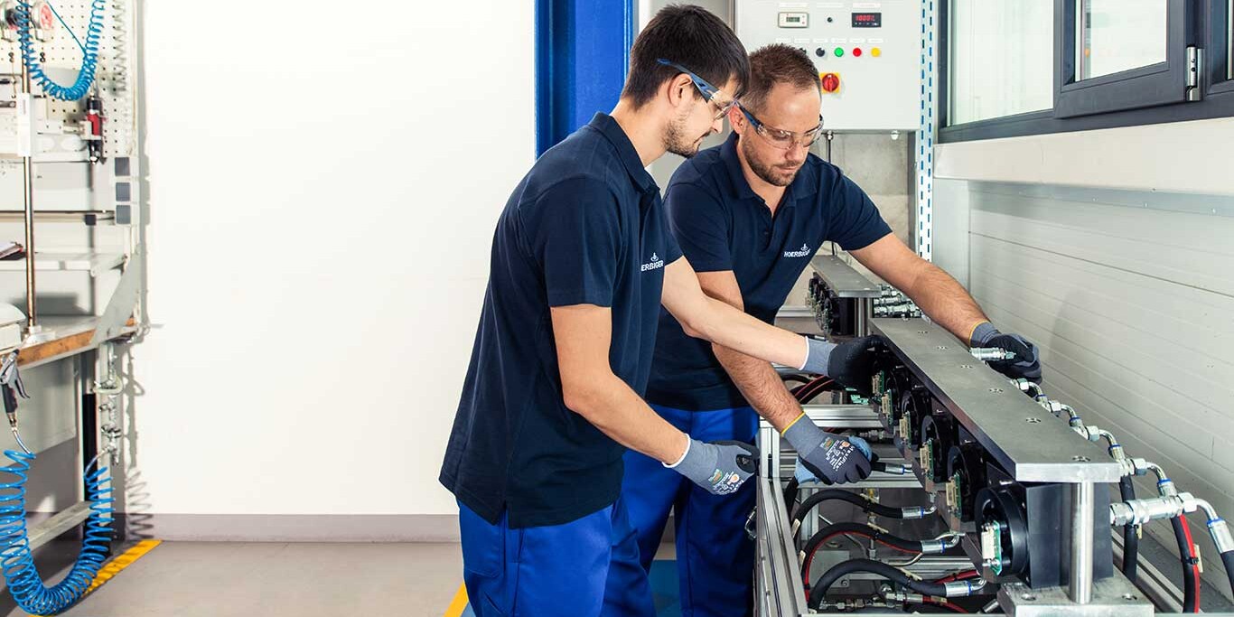 HydroCOM System Service - Inspektion, kleinere oder größere Reparaturen an allen Produktvarianten HydroCOM System Service - Inspektion, kleinere oder größere Reparaturen an allen Produktvarianten